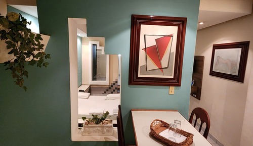 Luxury Suite