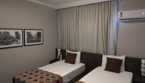 Single Room (Class com Ar Condicionado)