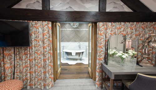 Honeymoon Room
