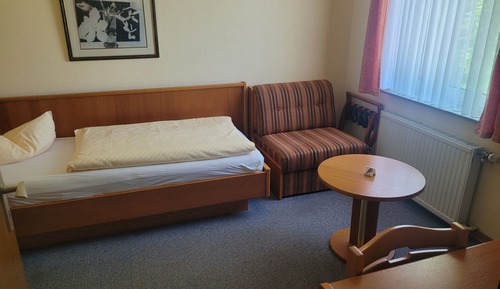 Standard Single Room