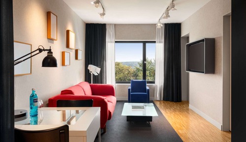 Deluxe Studio, 2 Twin Beds