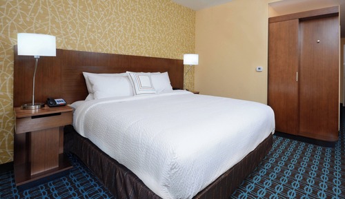Room, 1 King Bed (Hearing Accessible)