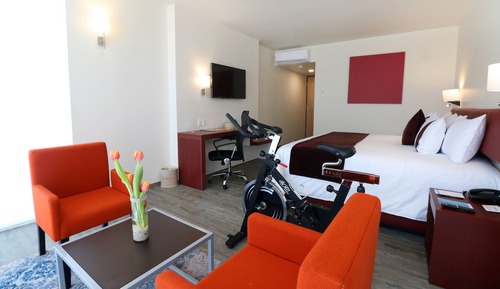 Luxury Room, 1 Queen Bed