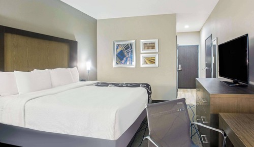 Room, 1 King Bed, Non Smoking
