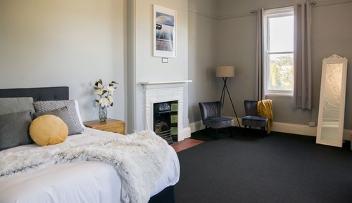 Family Room, Multiple Beds