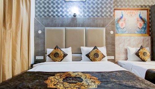 Triple Room with Airport Drop