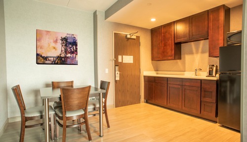 Suite, 1 King Bed with Sofa bed