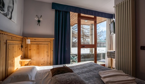 Double or Twin Room, Balcony, Mountain View