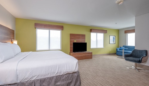 Suite, 1 King Bed with Sofa bed, Accessible Bathtub (Mobility, Accessible Tub)