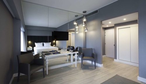 Family Room, City View