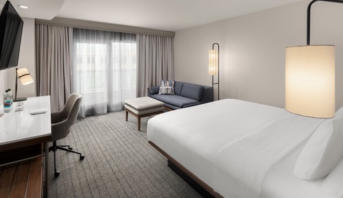 Executive Room, 1 King Bed with Sofa bed, Non Smoking