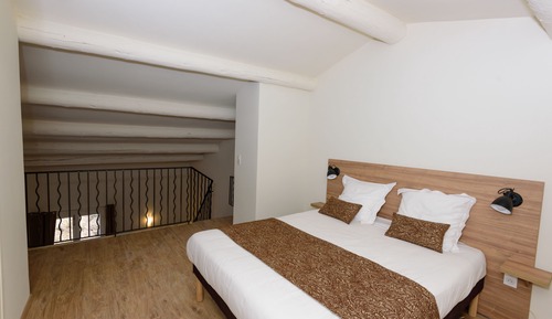 Superior Duplex, 2 Bathrooms