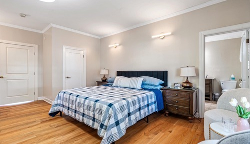 Room, 1 King Bed (Ellington)