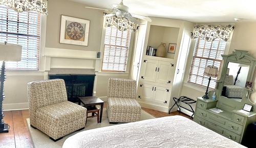 King Room with Spa Bath