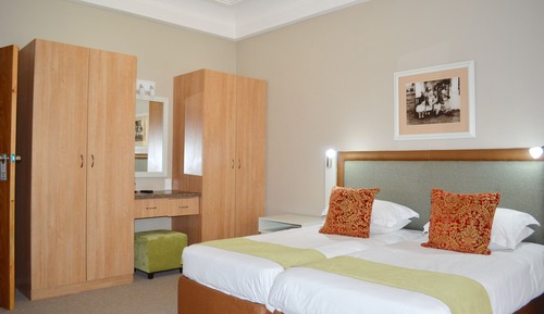 Luxury Family Suite