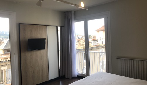Superior Room, 1 Double Bed (renovated, industrial style)