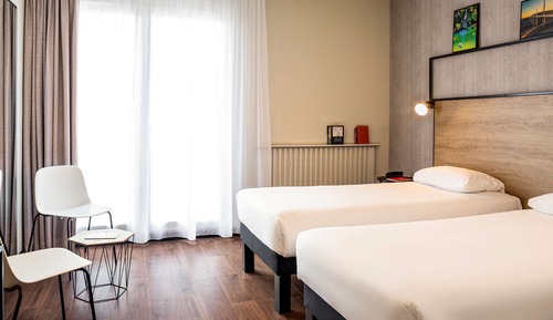 Superior Room, 2 Twin Beds (renovated)