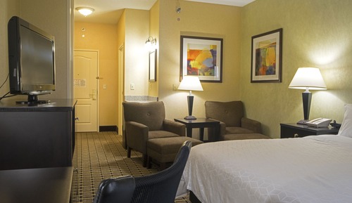 Standard Room, 1 King Bed (Mid Floor)