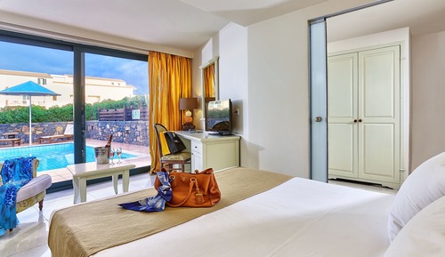 Executive Suite, Private Pool, Partial Sea View