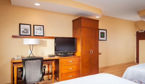 Room, 2 Queen Beds (Hearing Accessible)