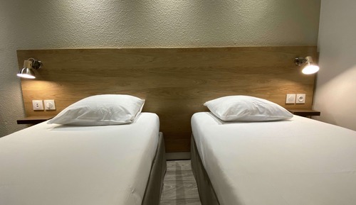 Standard Room, 2 Twin Beds