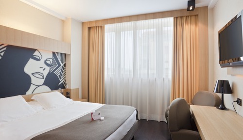 Superior Room, 1 King Bed