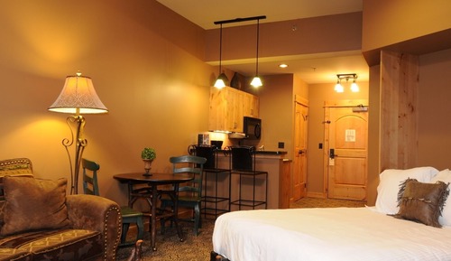 Superior Room, 1 Queen Bed