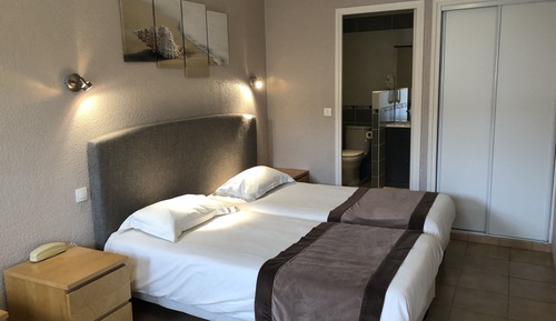 Chambre Lits Jumeaux avec Terrasse Commune