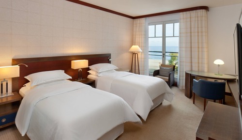 Deluxe Room, 2 Twin Beds, Non Smoking