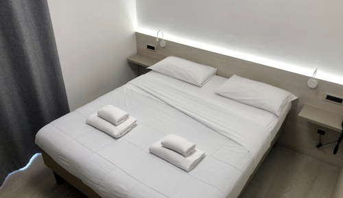 Single Room Pay TV included