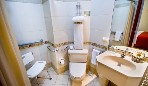Standard Room, 1 King Bed, Private Bathroom