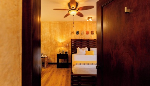 Deluxe Room with King Bed