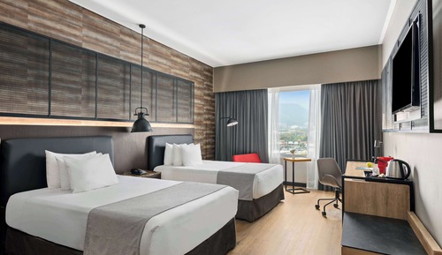 Superior Room (2 Double Beds)
