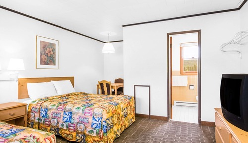 Double Room, 2 Double Beds, Non Smoking
