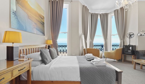 Superior Suite, Sea View (King bed, first floor)
