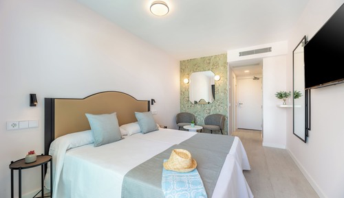 Twin Room, Terrace (2 adults + 1 child)