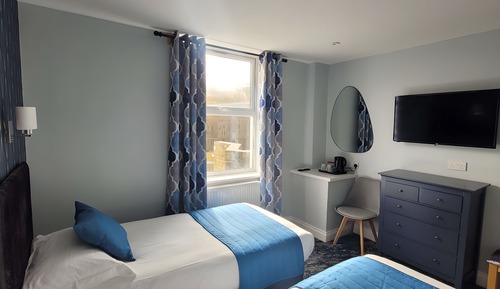 Twin Room, Ensuite