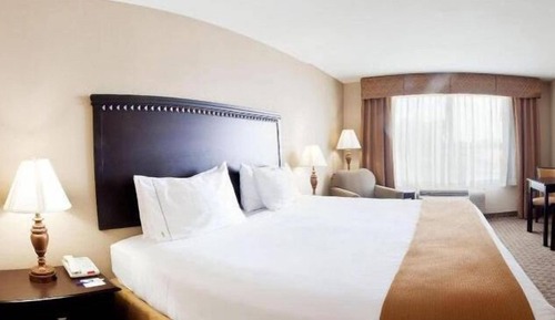 Standard Room, 1 King Bed
