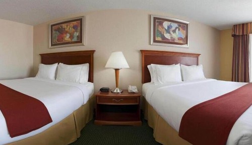 Standard Room, 2 Queen Beds
