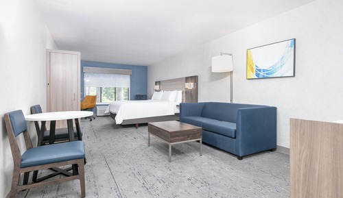 Suite, Multiple Beds