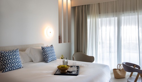 Beach Suite with private Pool and Garden