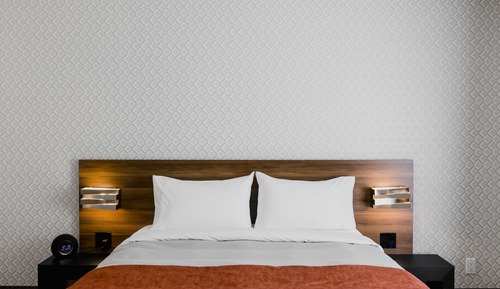 Signature Plus Room, 1 Queen Bed