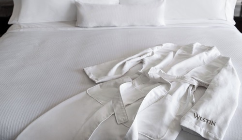 Deluxe Room, 2 Queen Beds, Non Smoking