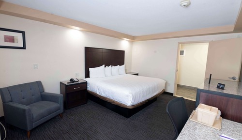 Deluxe Room, 1 King Bed, Non Smoking