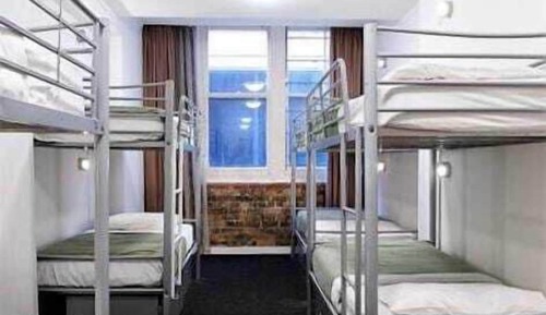 8 Bed Share Ensuite Dorm