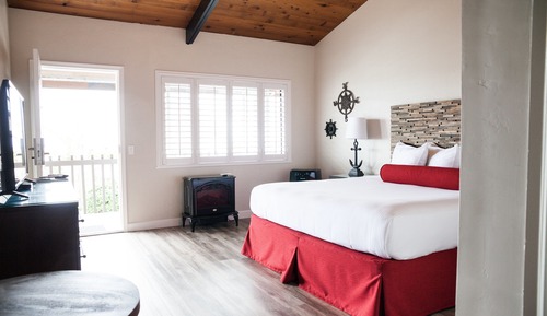 Room, 1 King Bed, Fireplace, Ocean View
