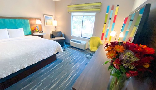 Standard Room with King Bed
