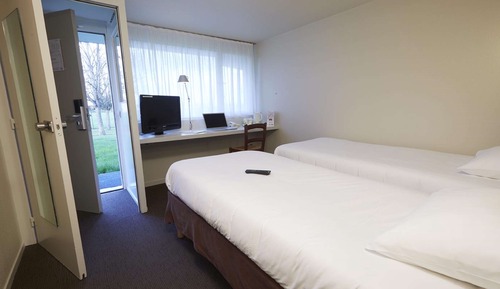 Standard Room, 2 Twin Beds