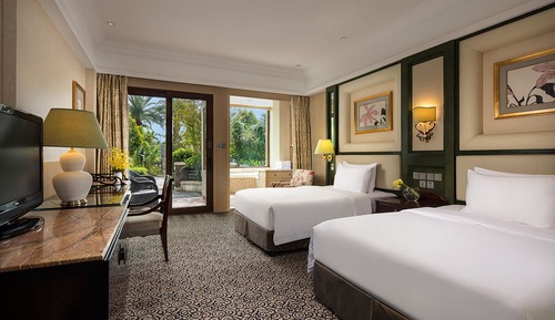 Deluxe Pool View Twin-size Bed  Room