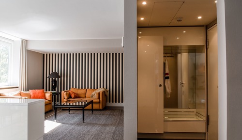 Suite (Marianne)